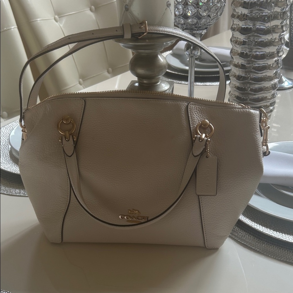 Coach Beige Leather Shoulder Bag
